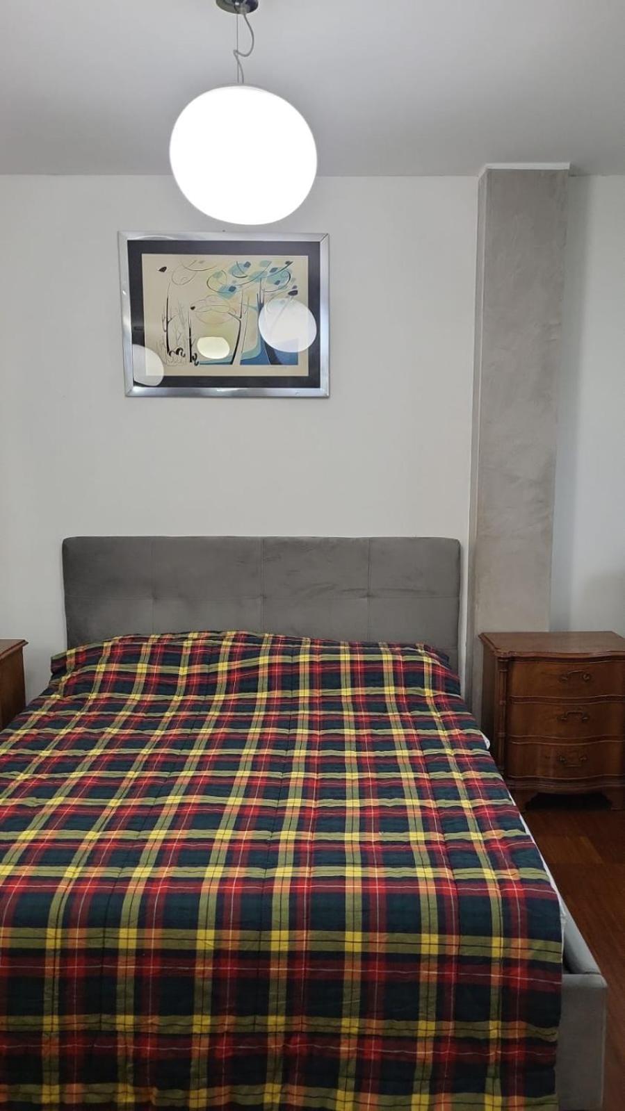 Caronno Pertusella Lussuosa Villa Vicino Alla Stazione מראה חיצוני תמונה